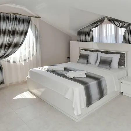 Amore - 4 Bedroom Villa In Hisaronu * 올루데니스