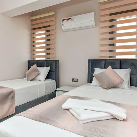 Villa Amore - 4 Bedroom Villa in Hisaronu Ölüdeniz