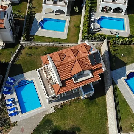 Amore - 4 Bedroom Villa in Hisaronu *